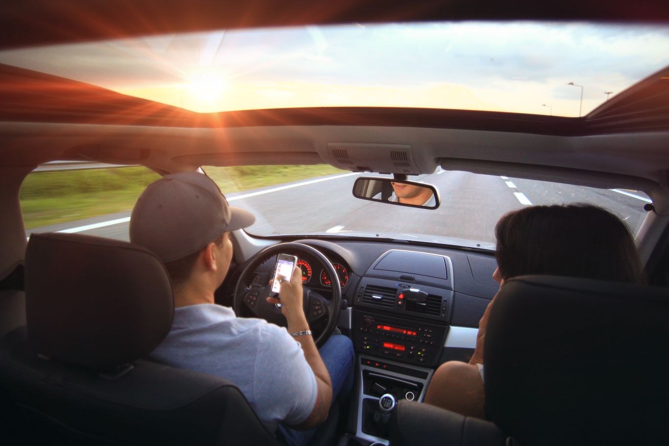 Скоро iPhone ще изключва уведомленията докато шофирате